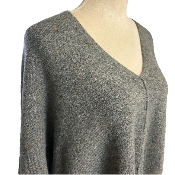Madewell Womens XL Gray  Knit Wool Blend Oversized Boxy  V Neck Soft Sweater - Picture 3 of 10
